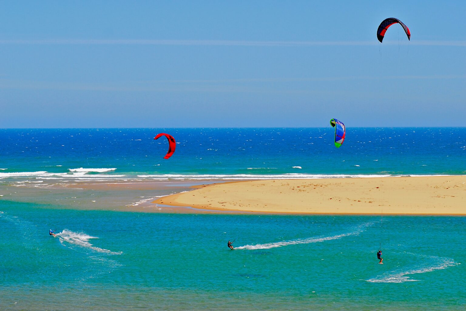 Kiteboarding at the Snowy River Entrance at Marlo
