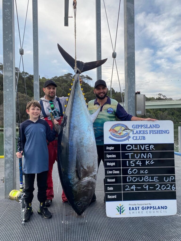 Oliver Grech Pacific bluefin tuna with Ricky Grech Lakes Entrance